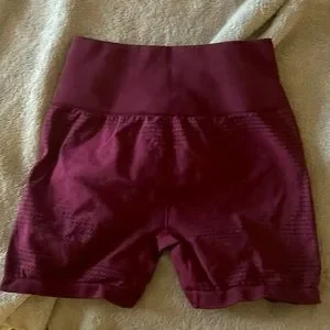 Gymshark size Small maroon workout shorts